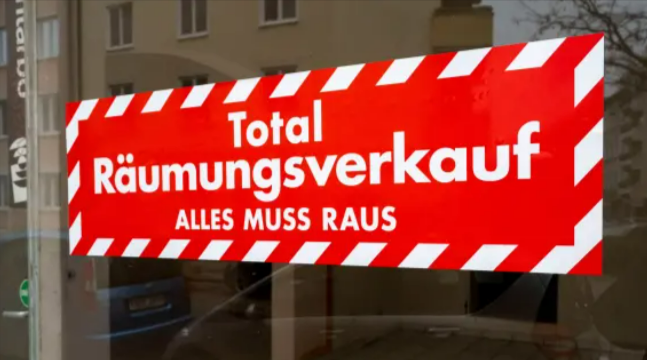 Beliebte Discounter-Kette Insolvent - alle Filialen schließen!